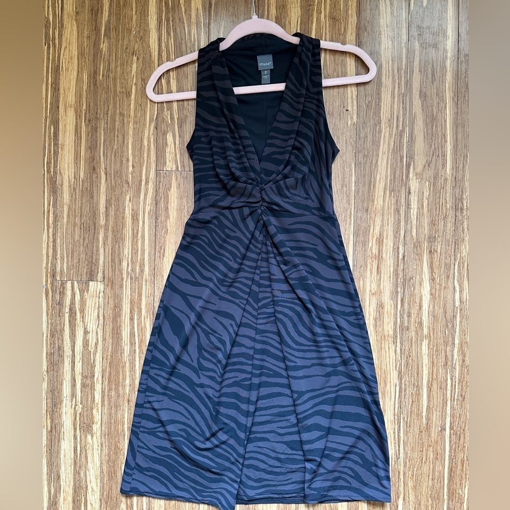 ZEBRA Print Muse Dress - Sleeveless v-neck pleated skirt